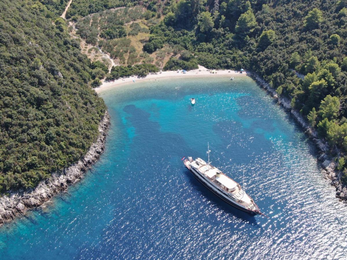 Korcula Holiday Zrnovo ภายนอก รูปภาพ